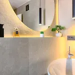 Deluxe Апартаменты *